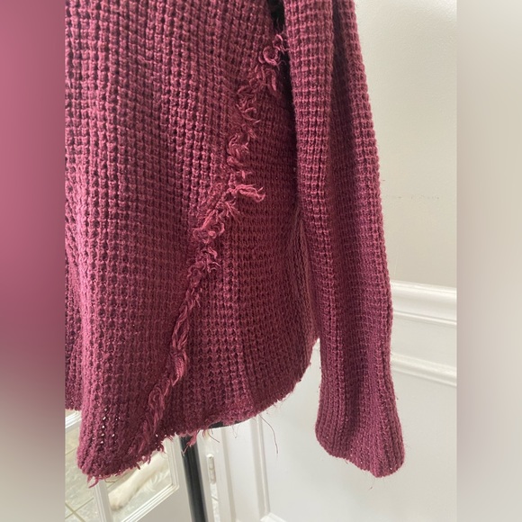 Coco + Jaimeson | Open Shoulder Ragged Sweater - Picture 3 of 6